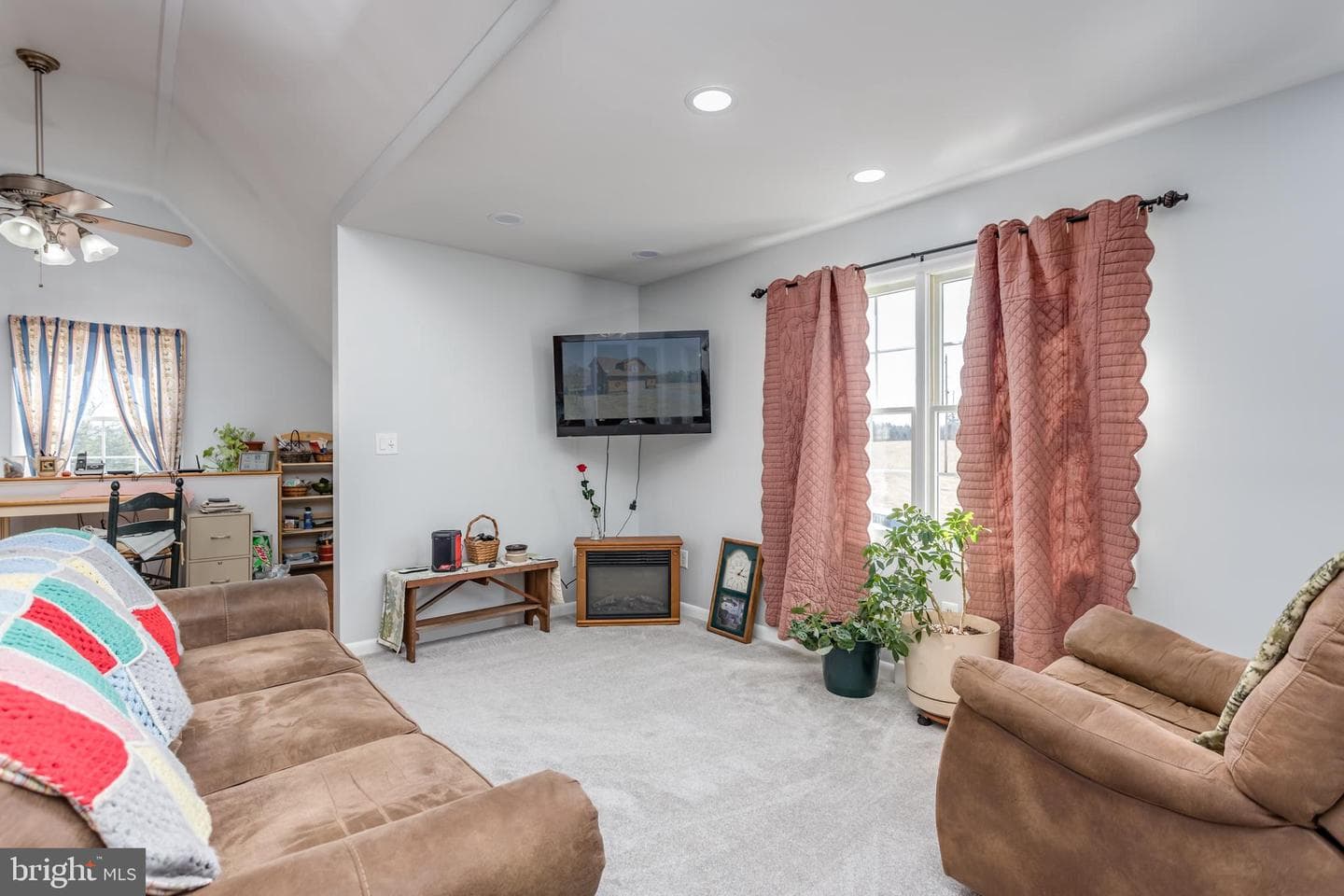 320 Adams Road photo 3