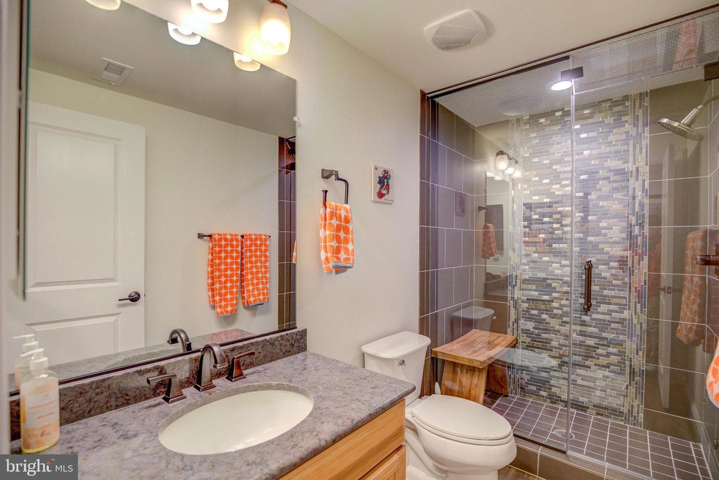 102 Harvester Drive photo 39