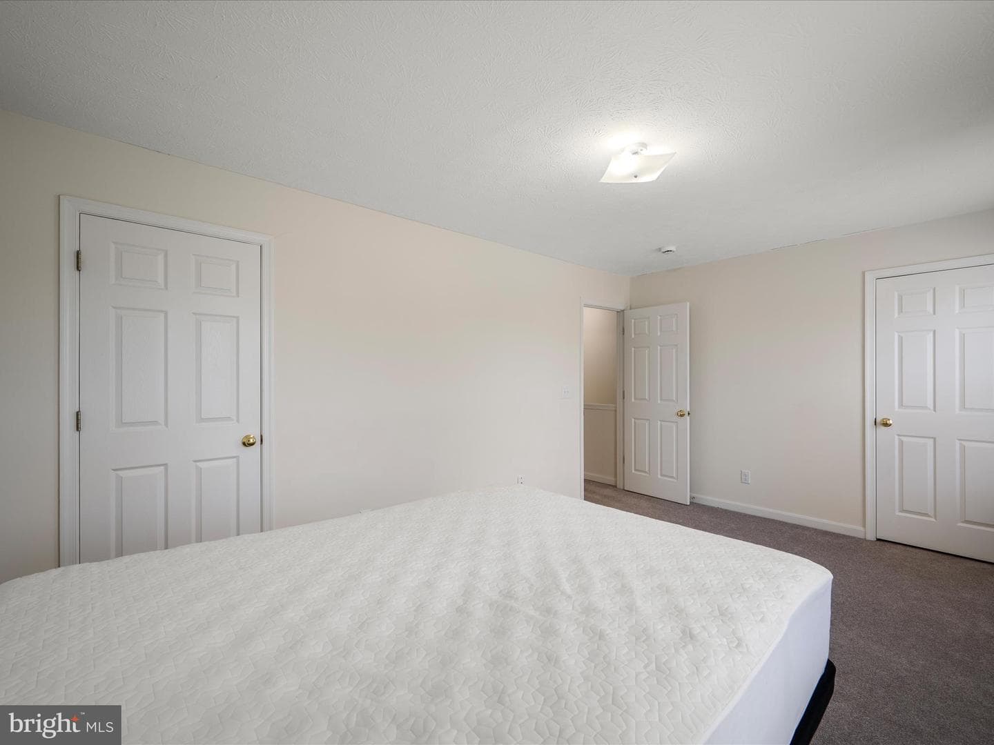 441 Ridgefield Avenue photo 19
