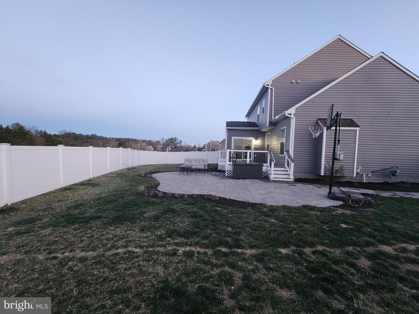 121 Sovereign Court photo 51
