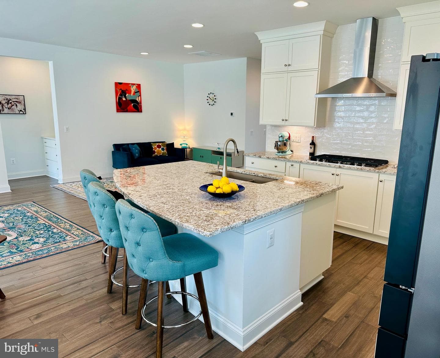 125 Cowbird Street photo 8