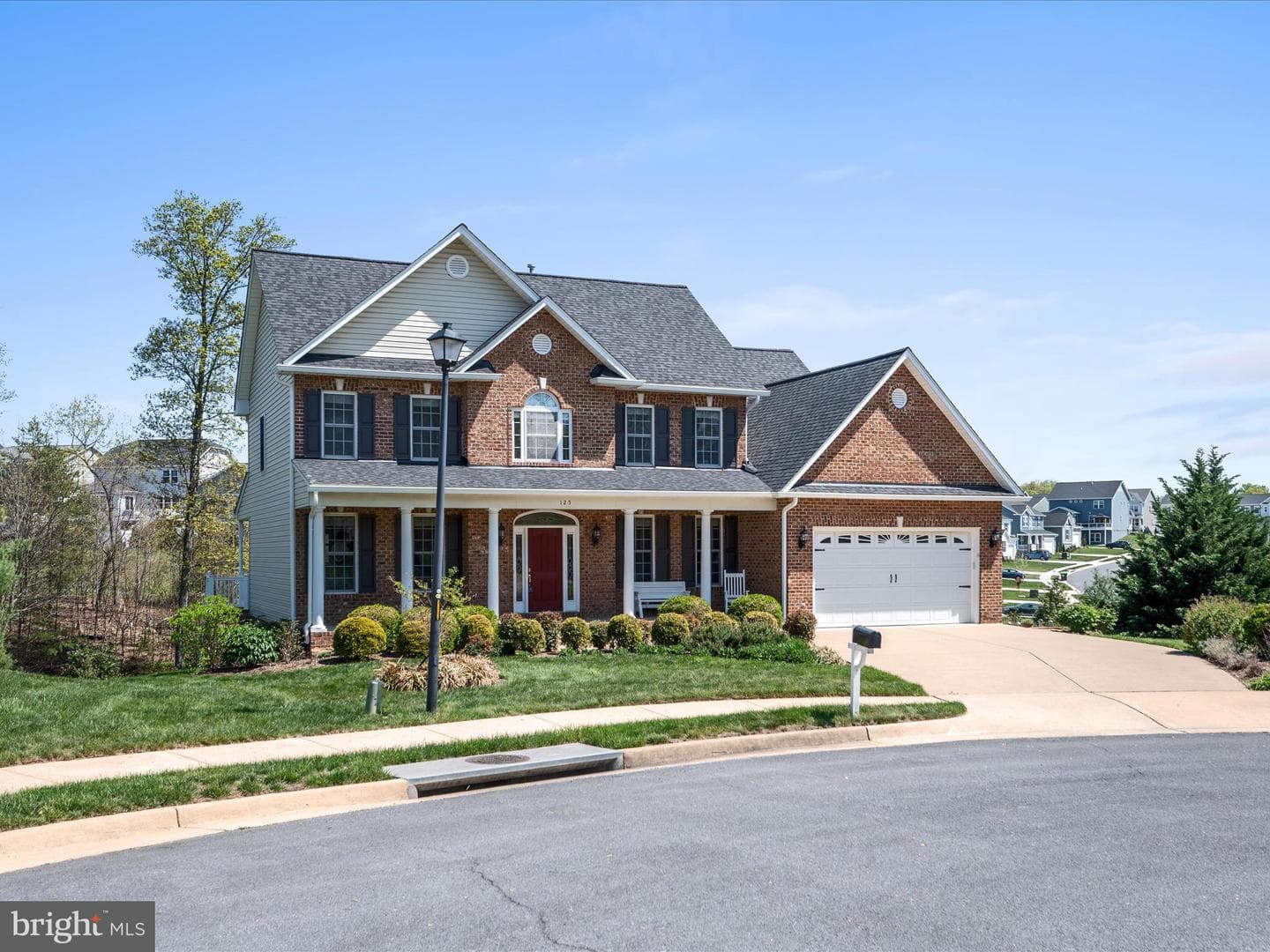 125 Killaney Court photo 3