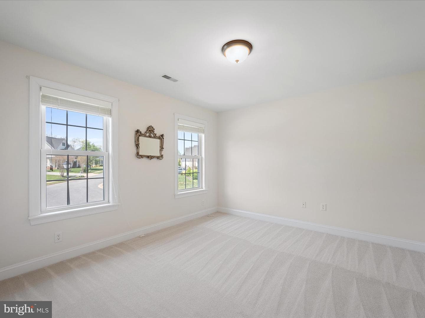 125 Killaney Court photo 31