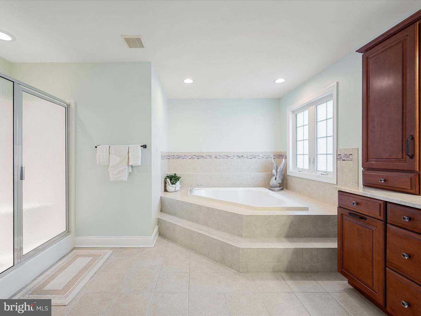 125 Killaney Court photo 42