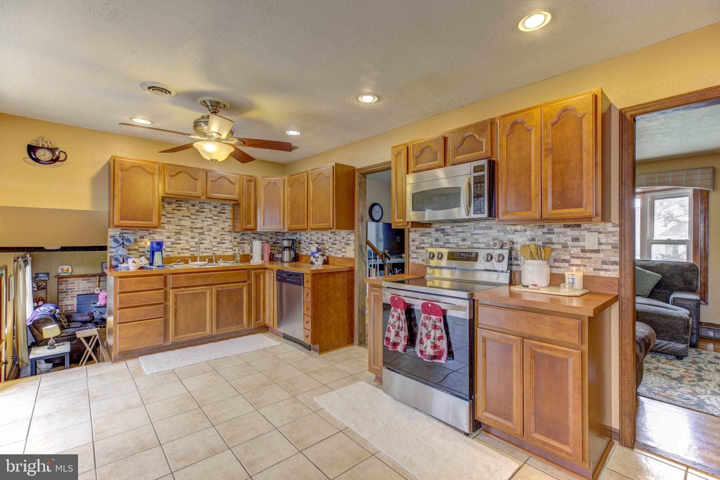 128 Country Club Circle photo 14