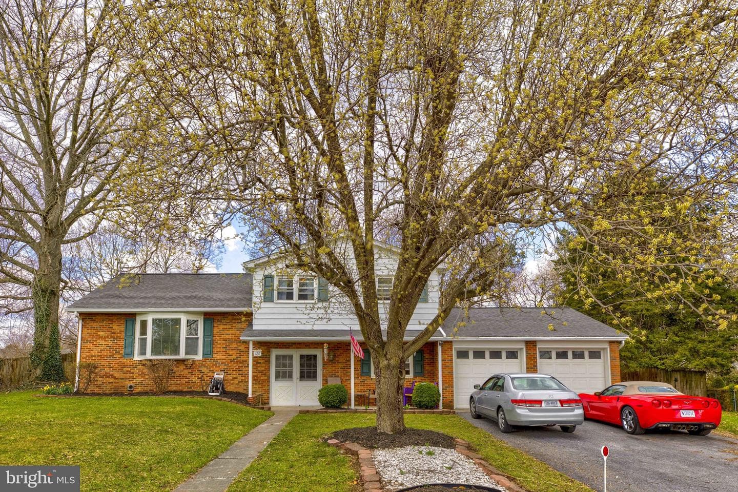 128 Country Club Circle photo 2