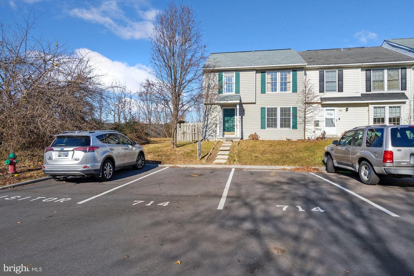 714 Emily Lane photo 3