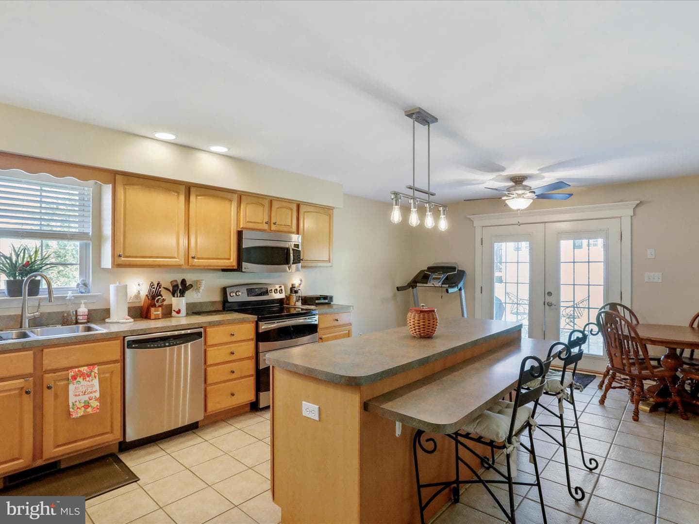 224 Lauck Drive photo 6