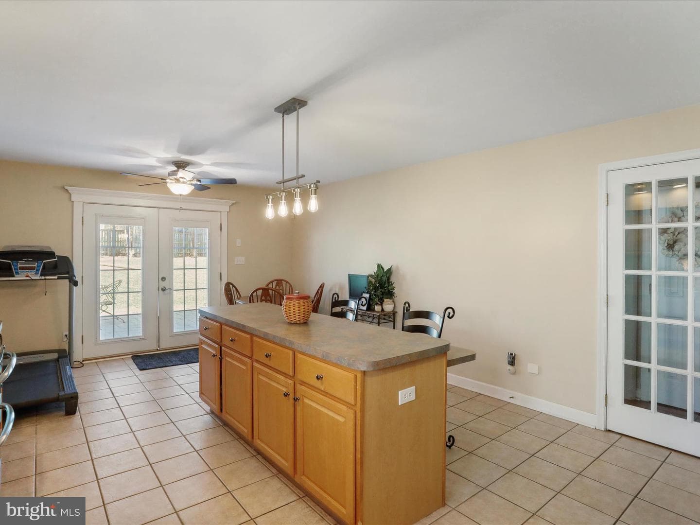 224 Lauck Drive photo 8