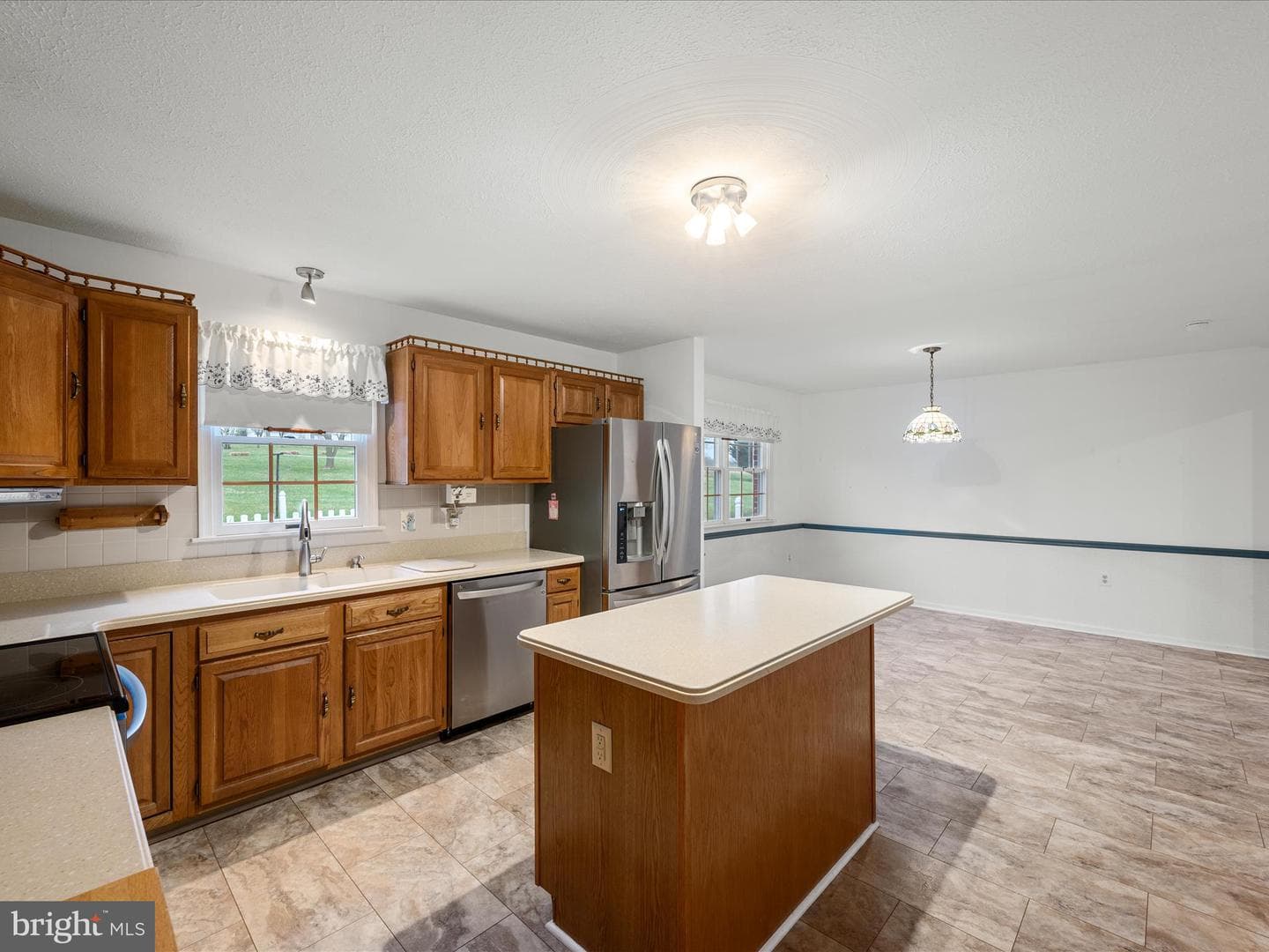 5321 Middle Road photo 28