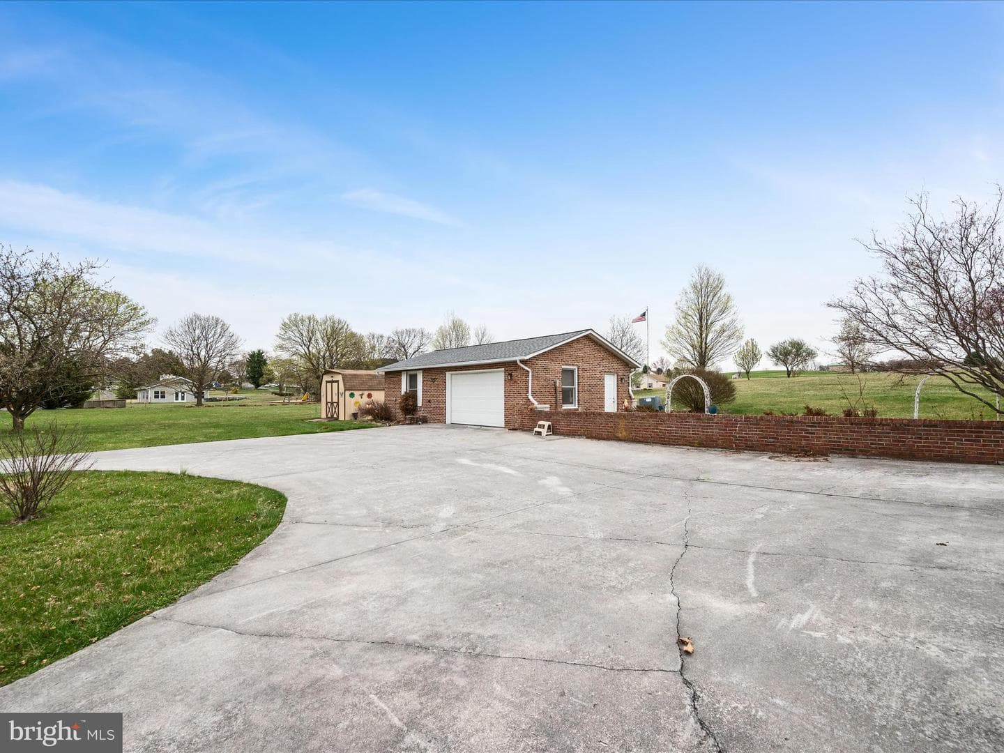 5321 Middle Road photo 59