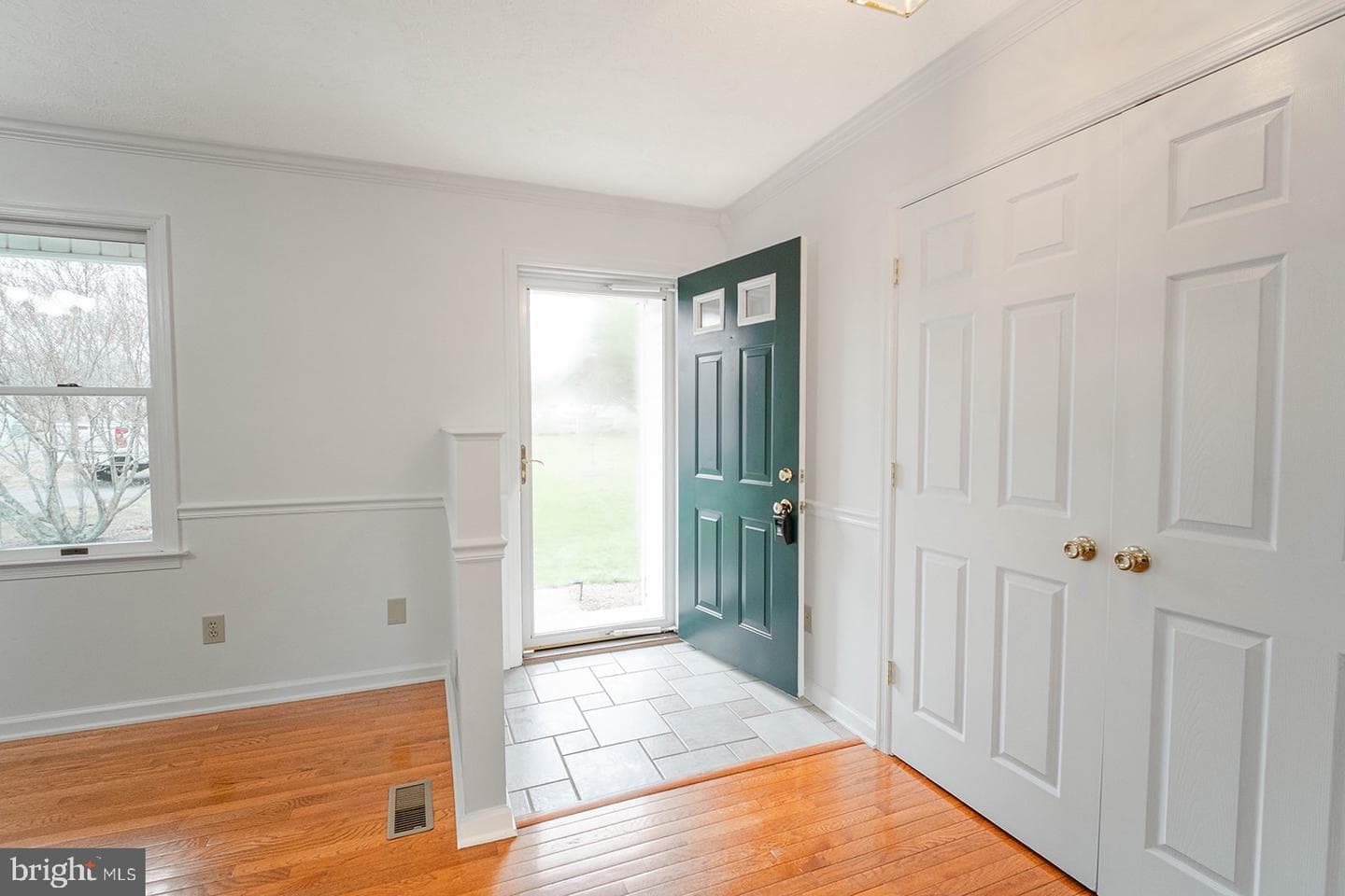 185 Isaac Drive photo 4