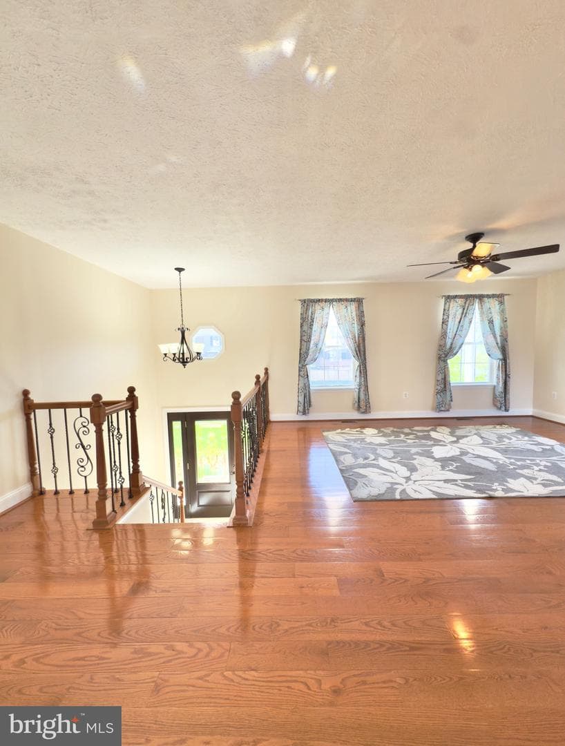 103 Charlton Road photo 16