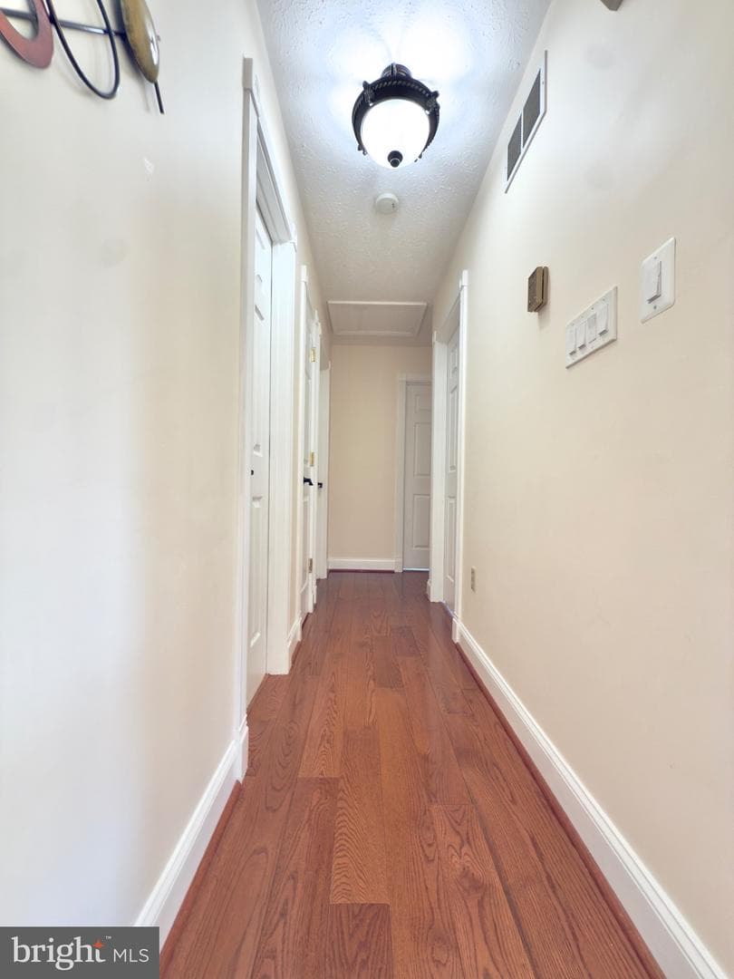 103 Charlton Road photo 28