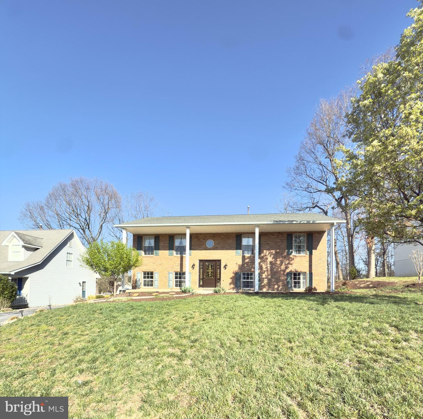103 Charlton Road photo 3
