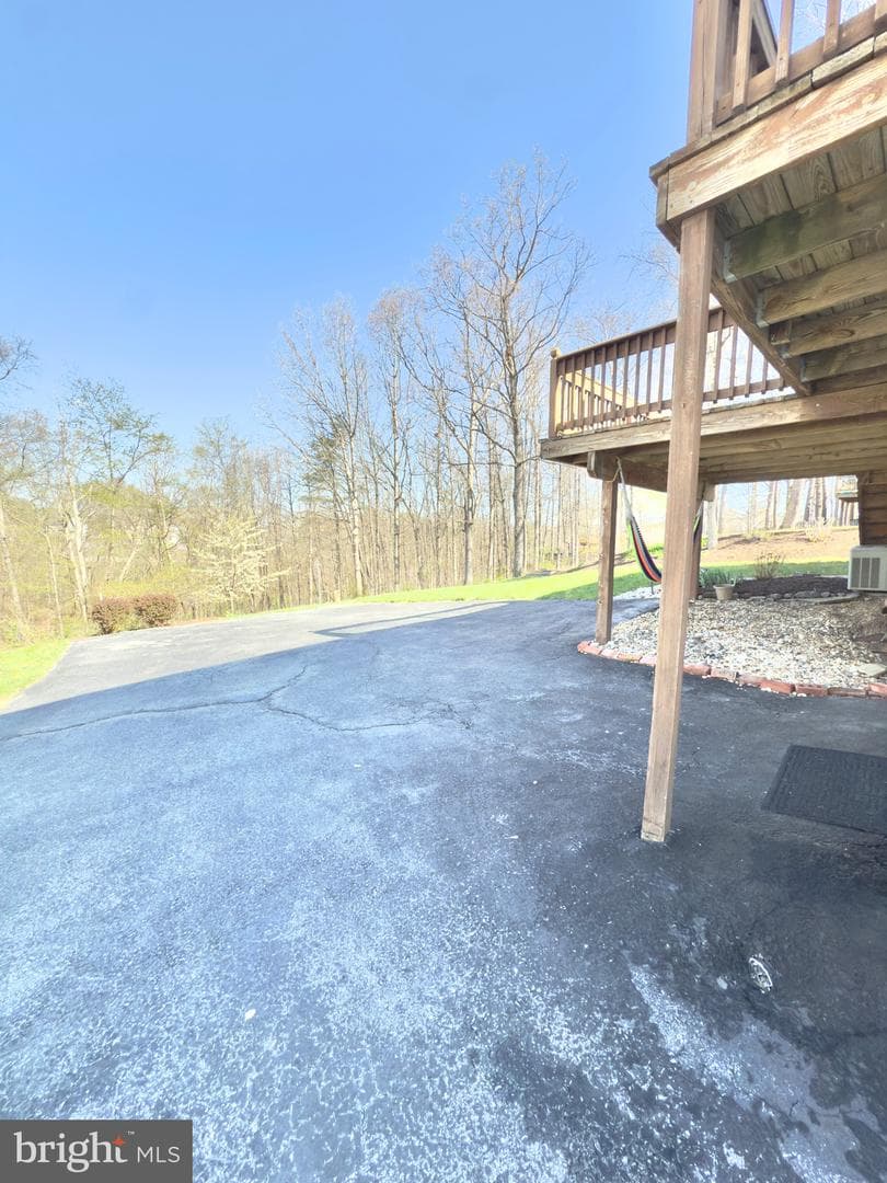 103 Charlton Road photo 5
