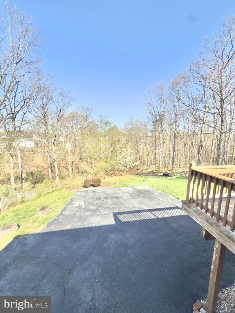 103 Charlton Road photo 6