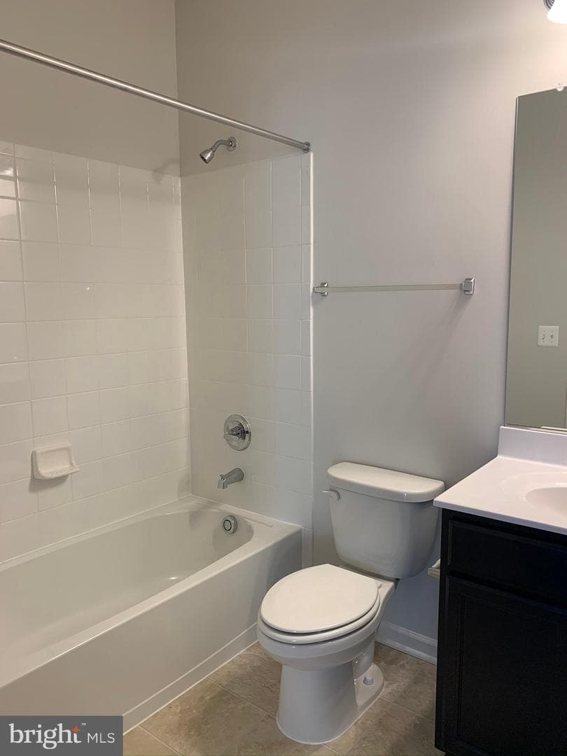 210 Parkland Drive photo 16