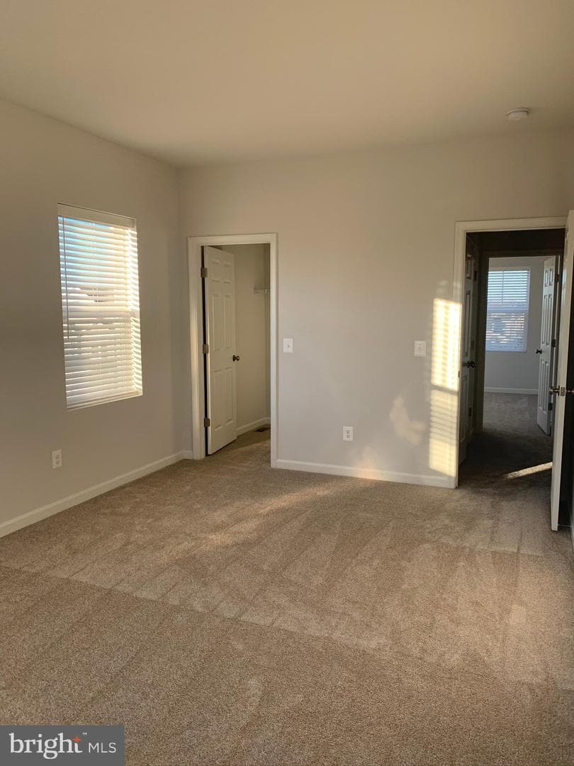 210 Parkland Drive photo 18