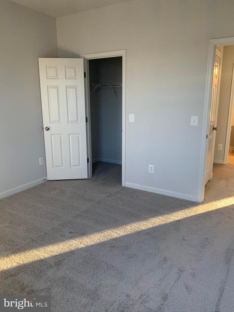210 Parkland Drive photo 27