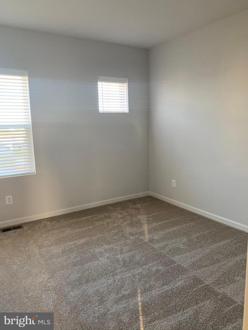 210 Parkland Drive photo 28