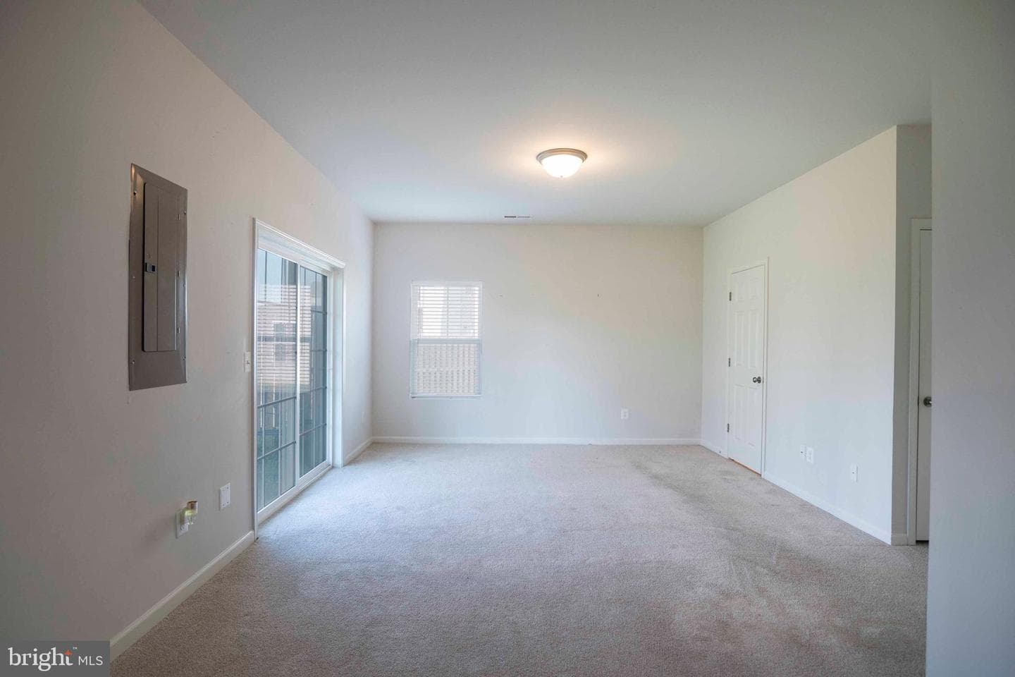 210 Parkland Drive photo 39
