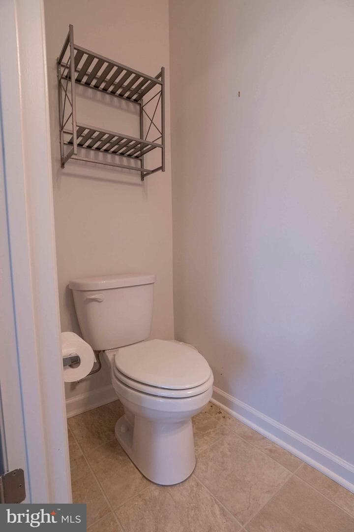 210 Parkland Drive photo 41