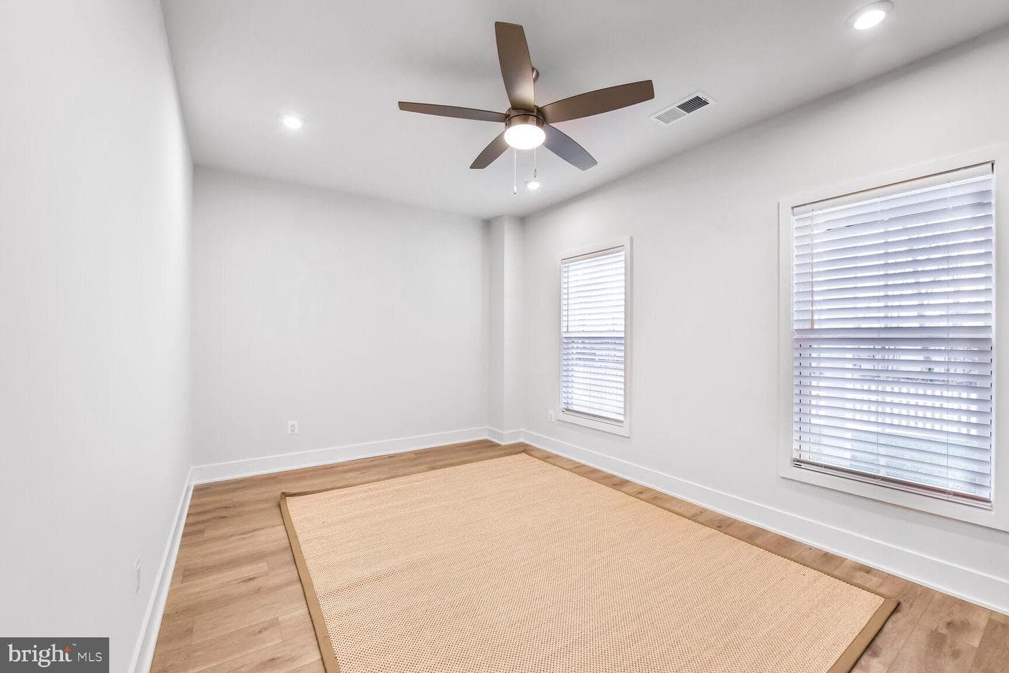 115 Hourglass Lane photo 28