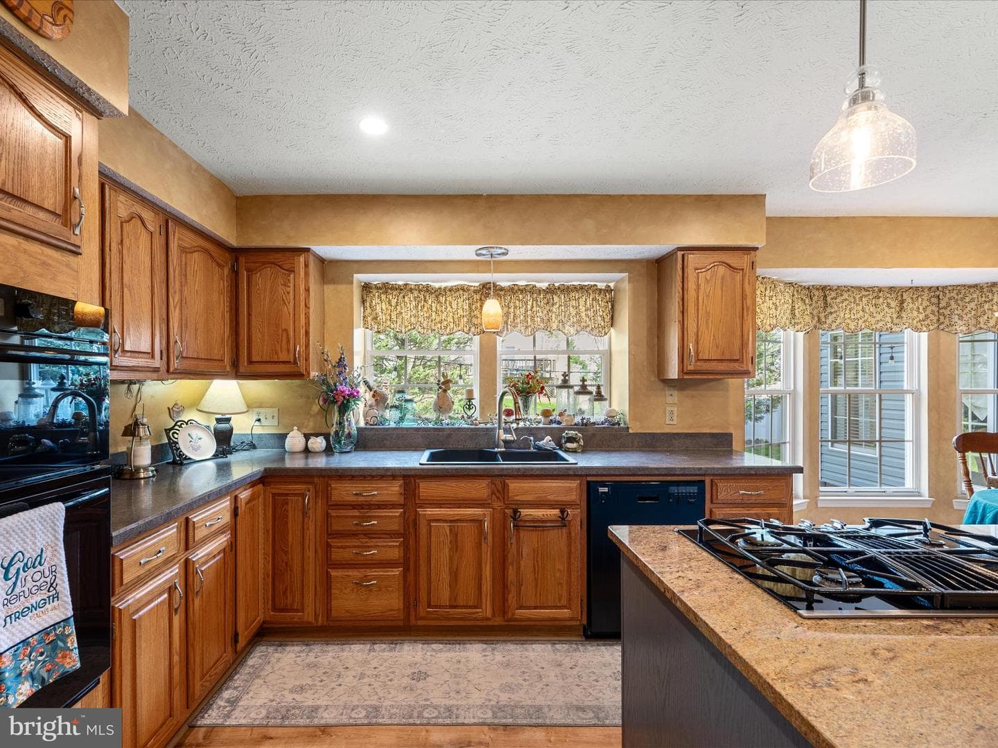463 Westmoreland Drive photo 27