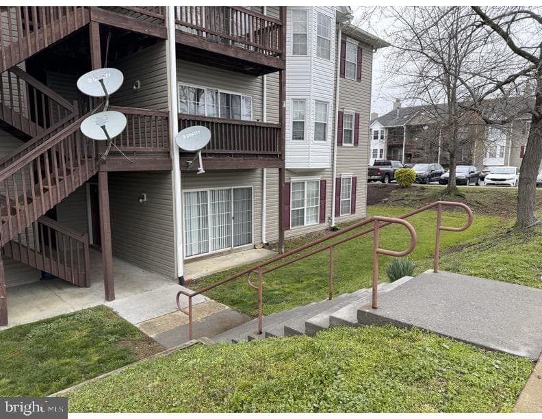 110 Timberlake Terrace #1 photo 2