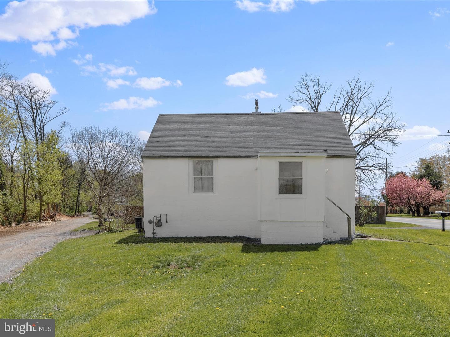 792 Fox Drive photo 25