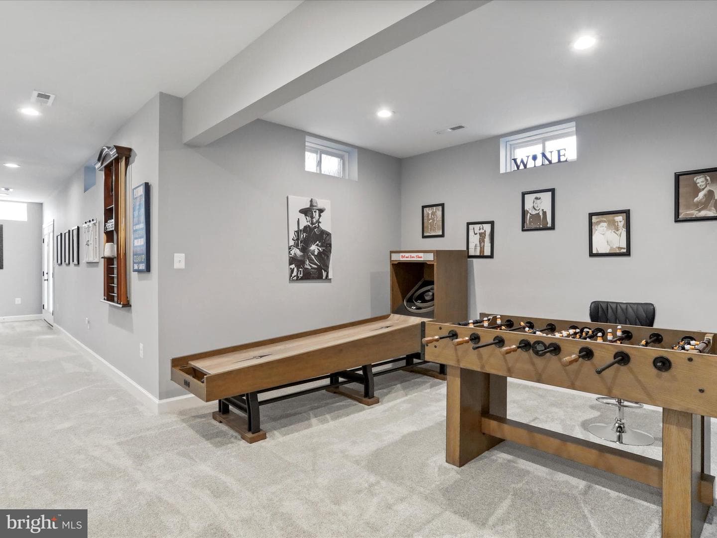 183 Garrison Court photo 34