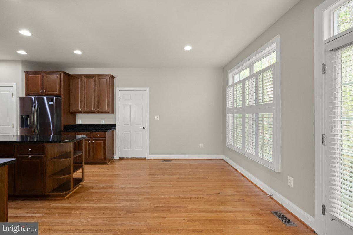 602 S Lakeview Drive photo 7