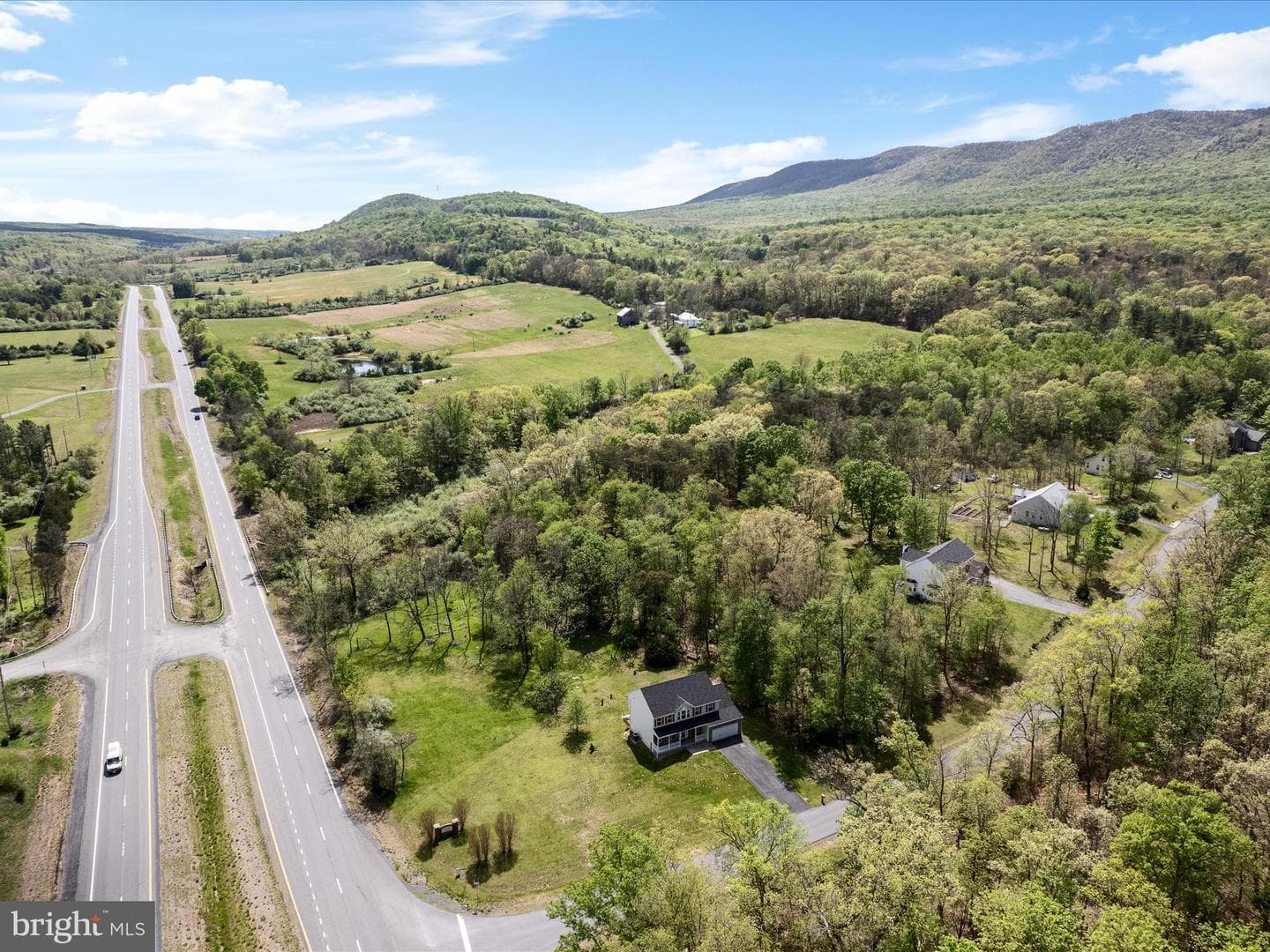 111 Cacapon Lane photo 47