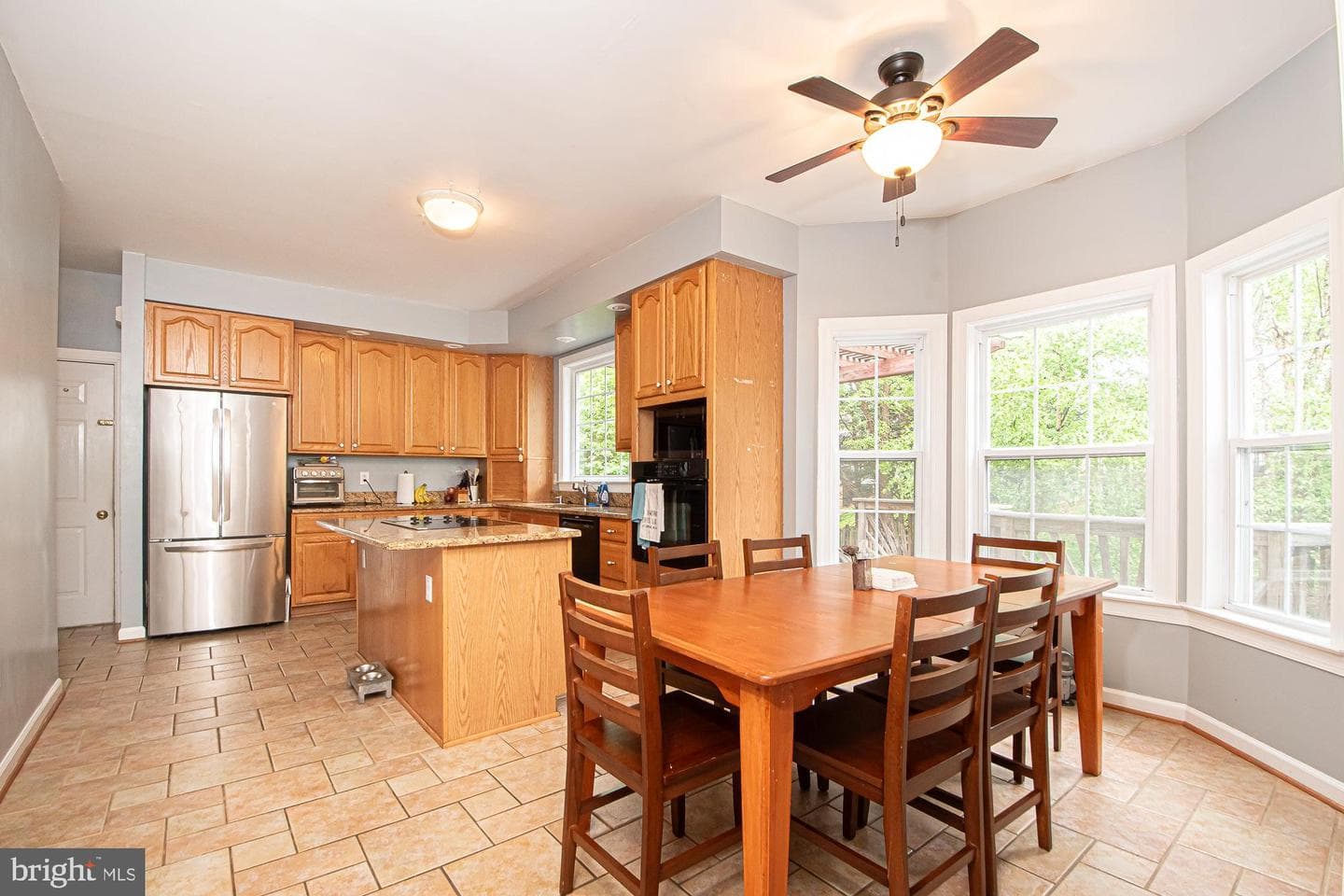 105 Fairfield Drive photo 17