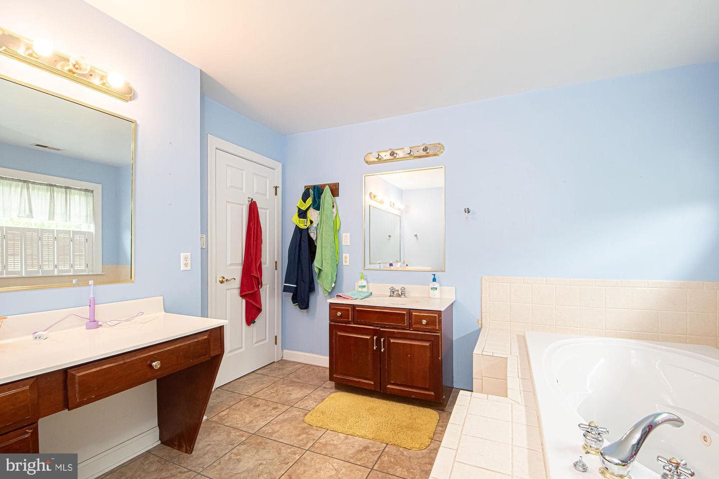 105 Fairfield Drive photo 28