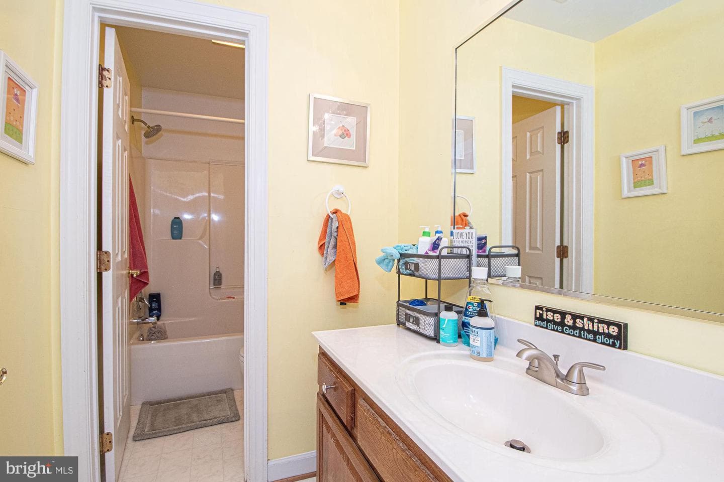 105 Fairfield Drive photo 32