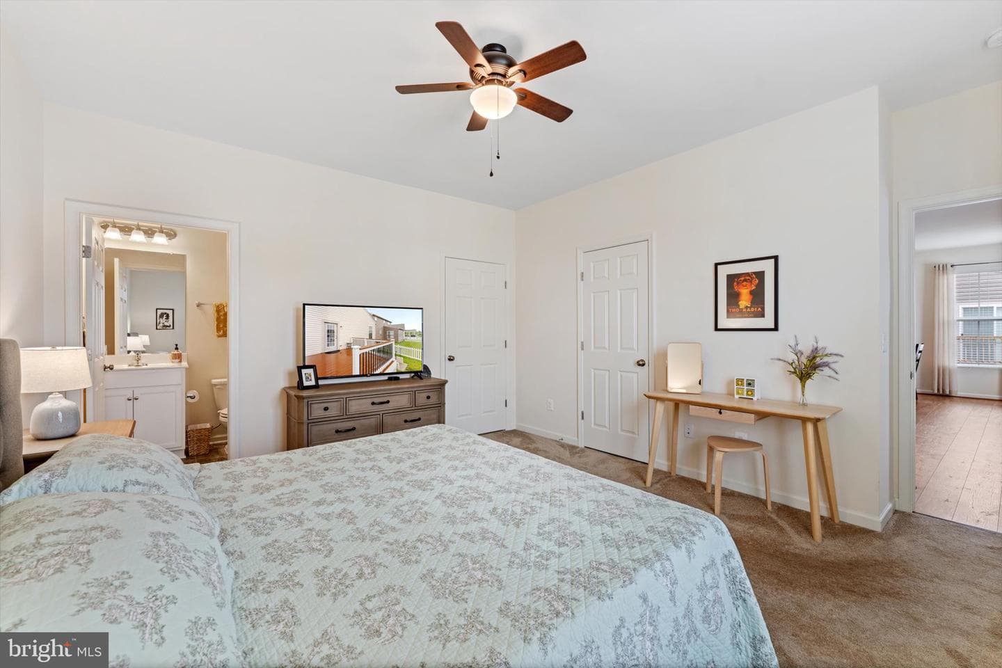 102 Jewel Box Drive photo 18
