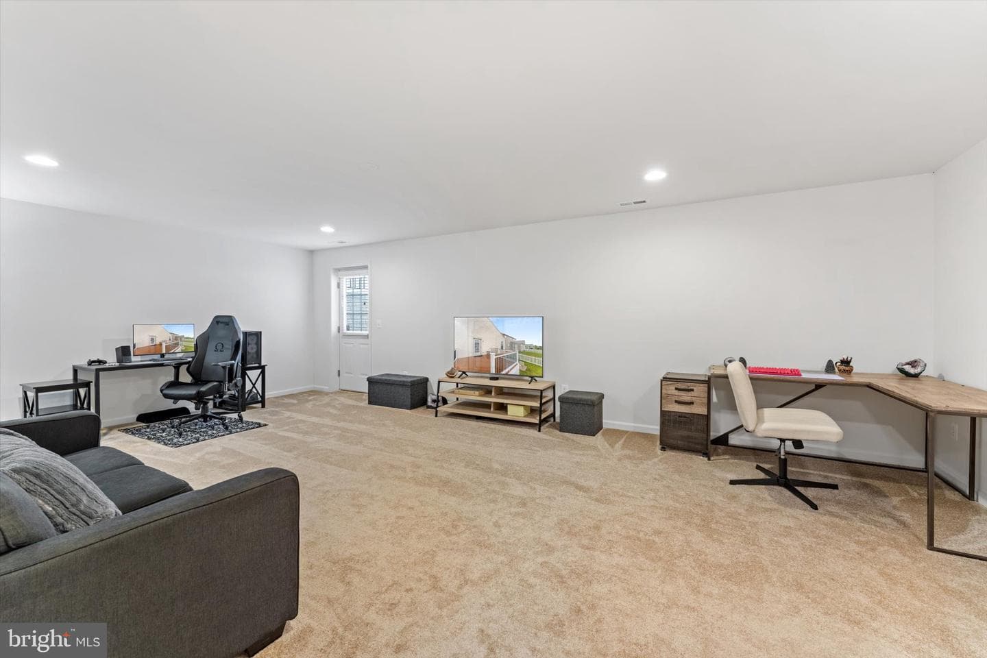 102 Jewel Box Drive photo 29