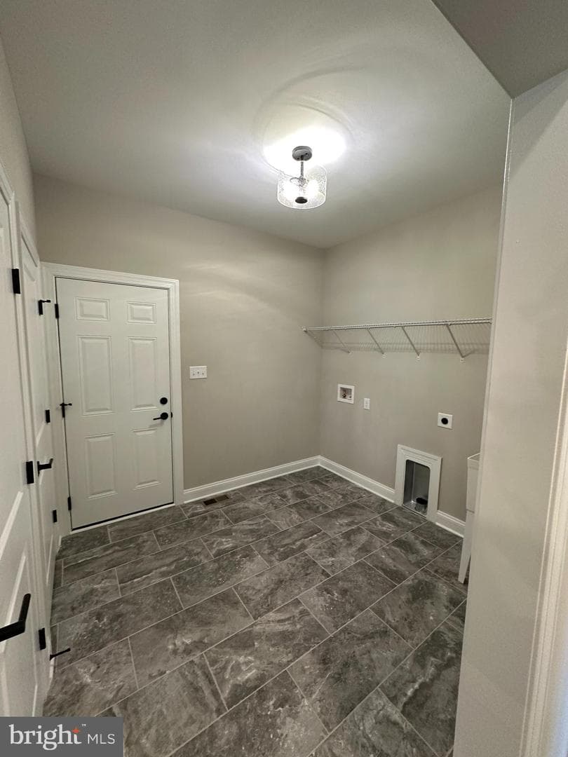 1005 Redbud Road photo 25