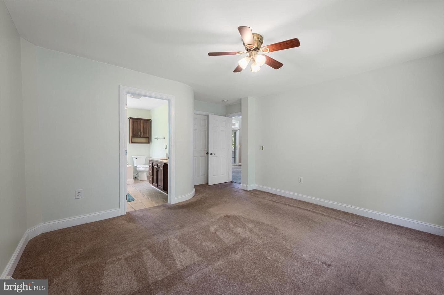232 Devland Drive photo 24