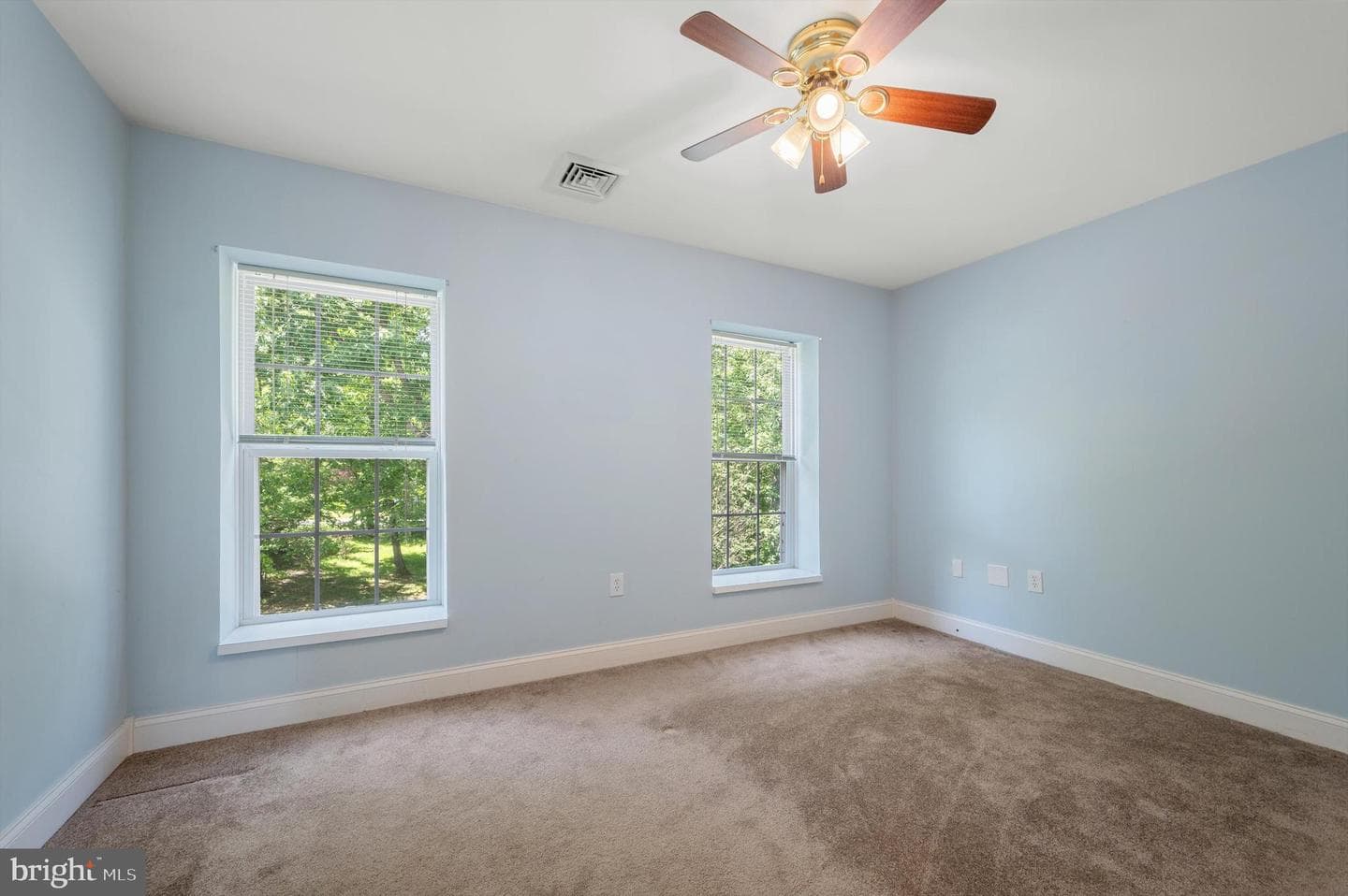 232 Devland Drive photo 36