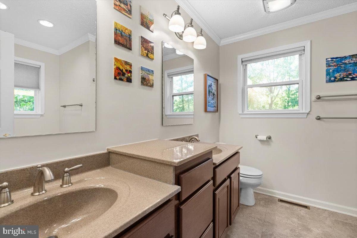 116 Ware Place photo 18