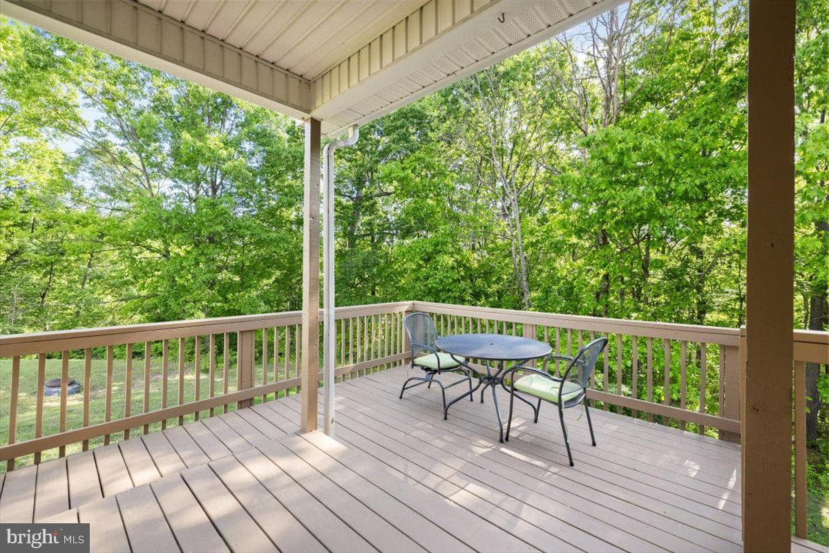 116 Ware Place photo 21