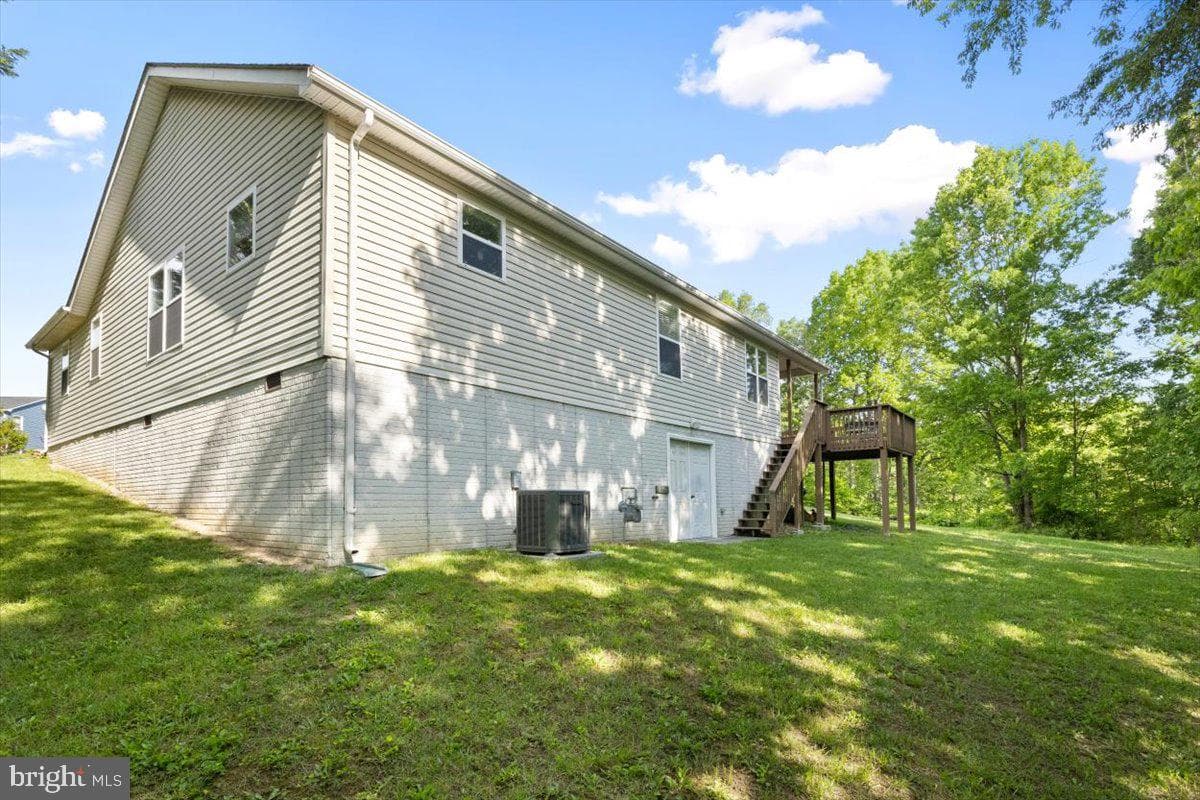 116 Ware Place photo 26