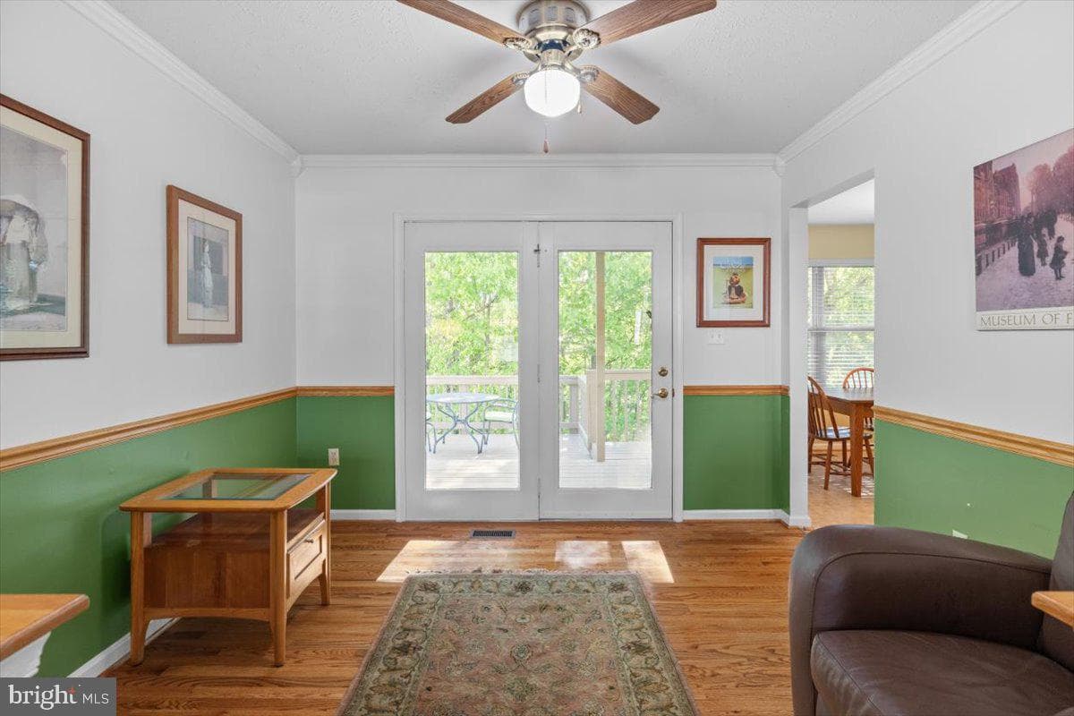 116 Ware Place photo 5