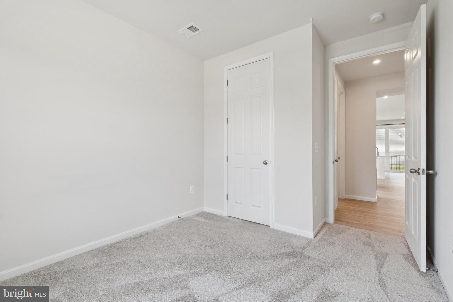 106 Poe Drive photo 17