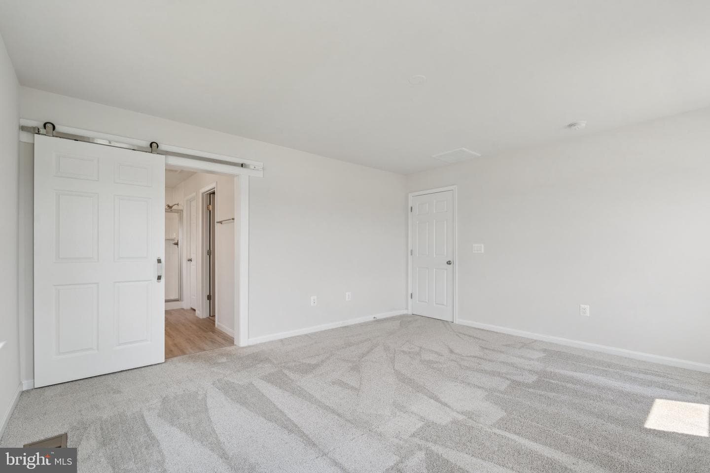 106 Poe Drive photo 27