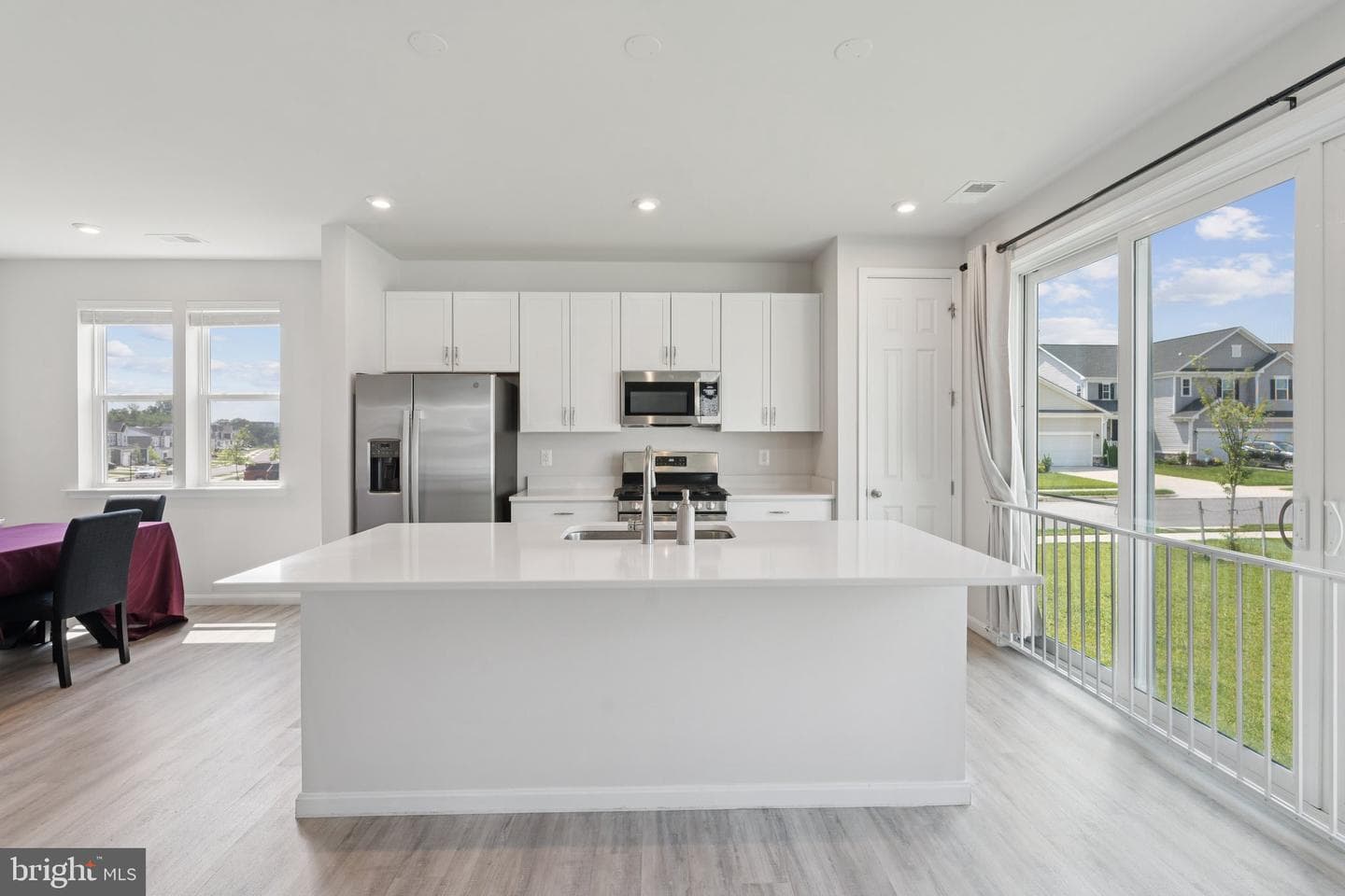 106 Poe Drive photo 6