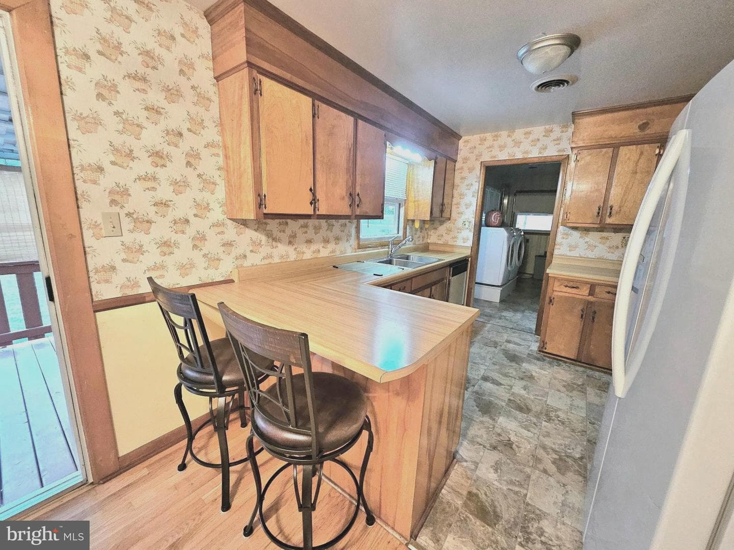 671 Fox Drive photo 16